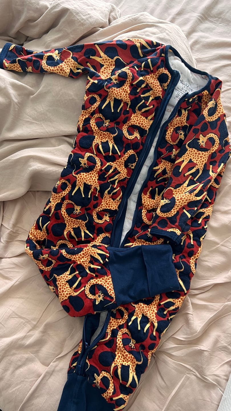 Customer photo review of 1.5 TOG Giraffe Zee-Suit