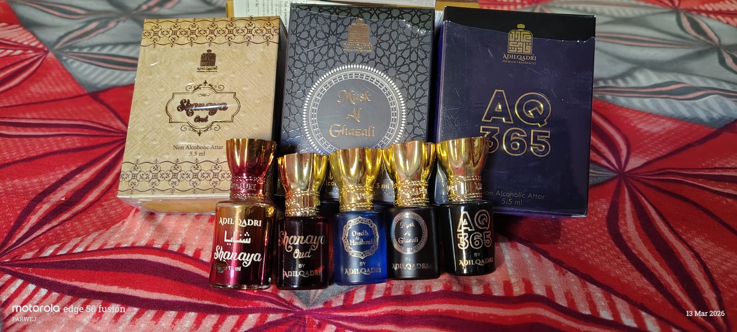 Customer photo review of Shanaya Oud Luxury Attar Perfume