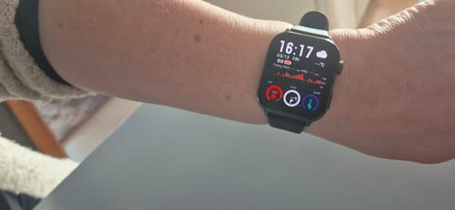 Customer's Gard Pro Health Smartwatch 3 on their wrist, showing an active display with health metrics and the time.