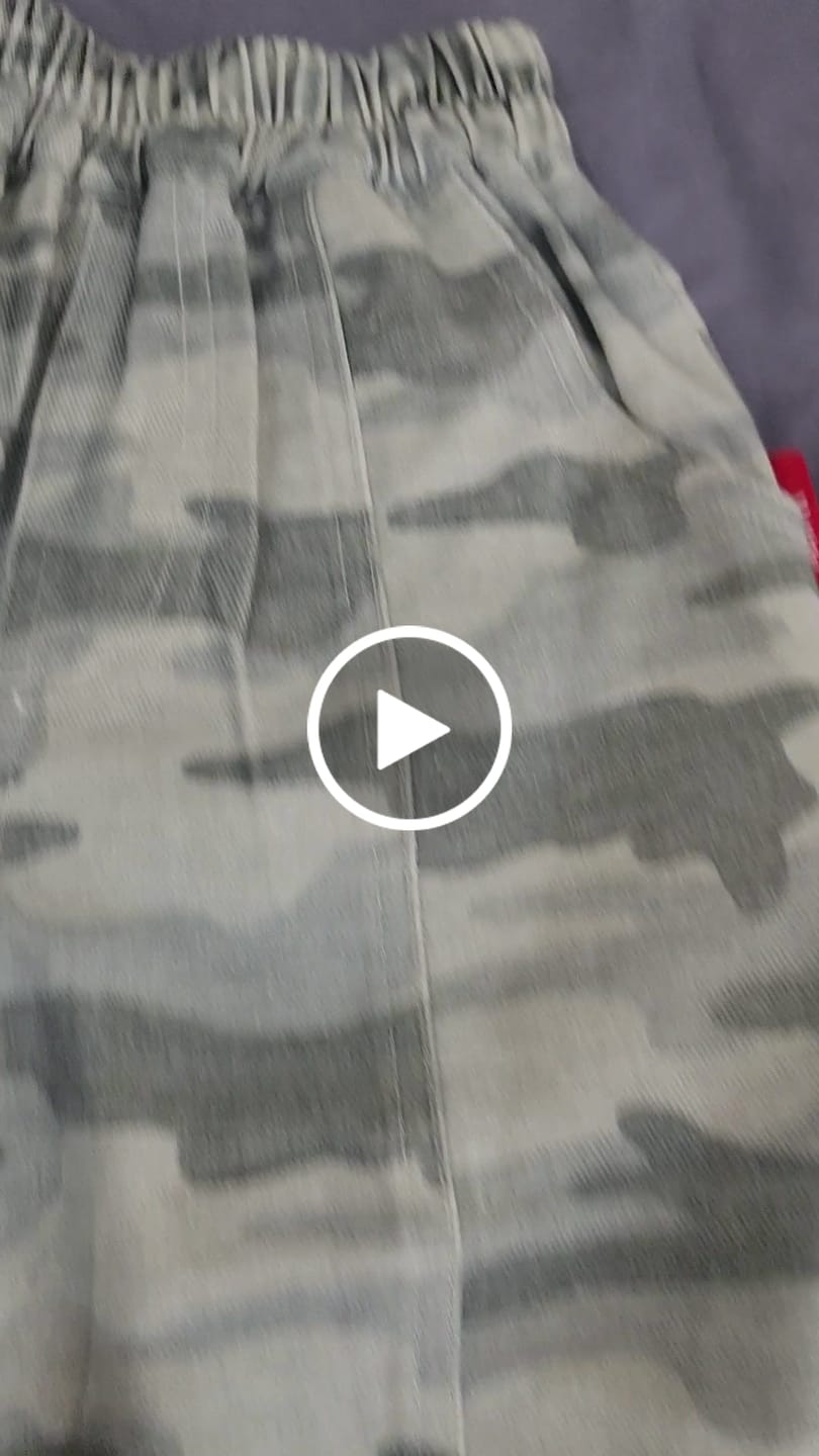 Customer video review of Riot Jeans
