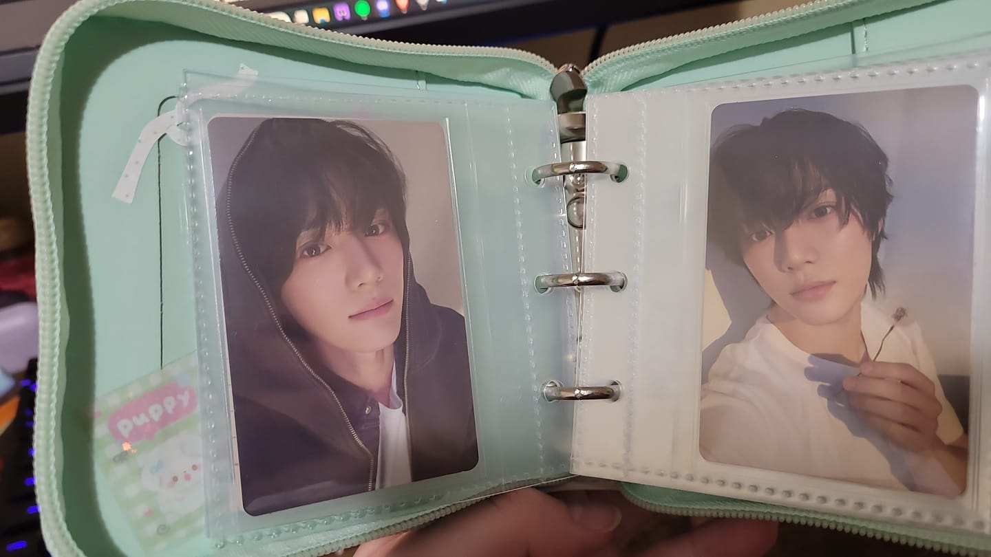 Customer photo review of MINI ZIPPERED COLLECT BOOK