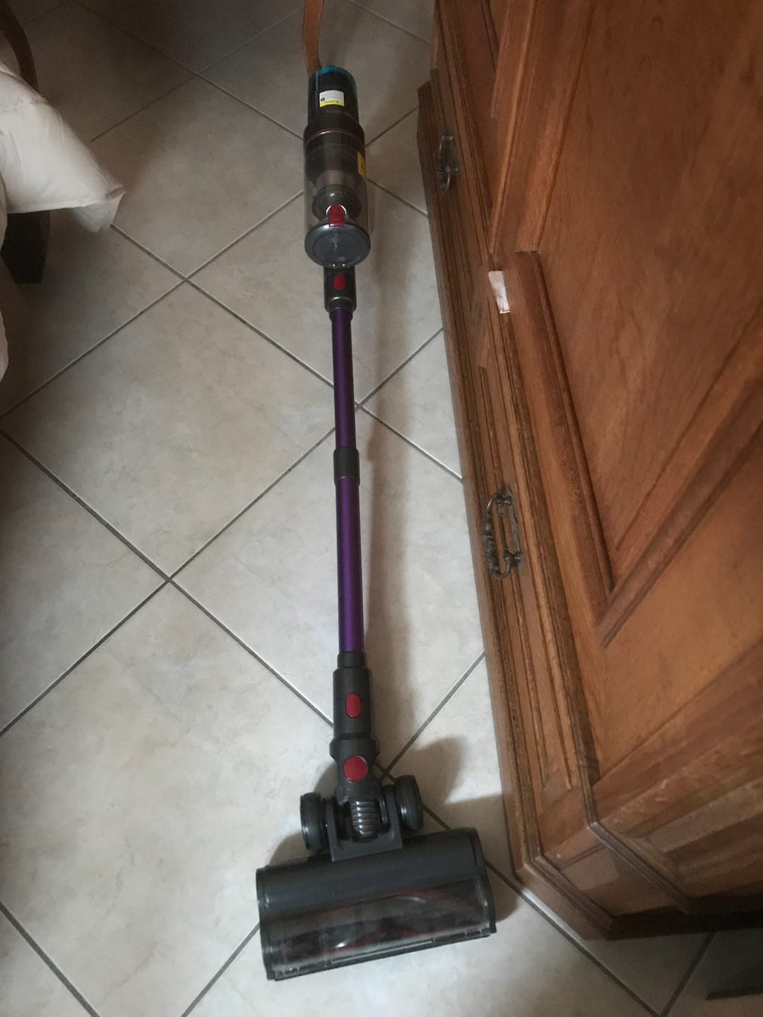 Customer photo review of Aspirateur balai V1 Pro – Moteur ultra-puissant 100 000 tr/min pour une performance exceptionnelle