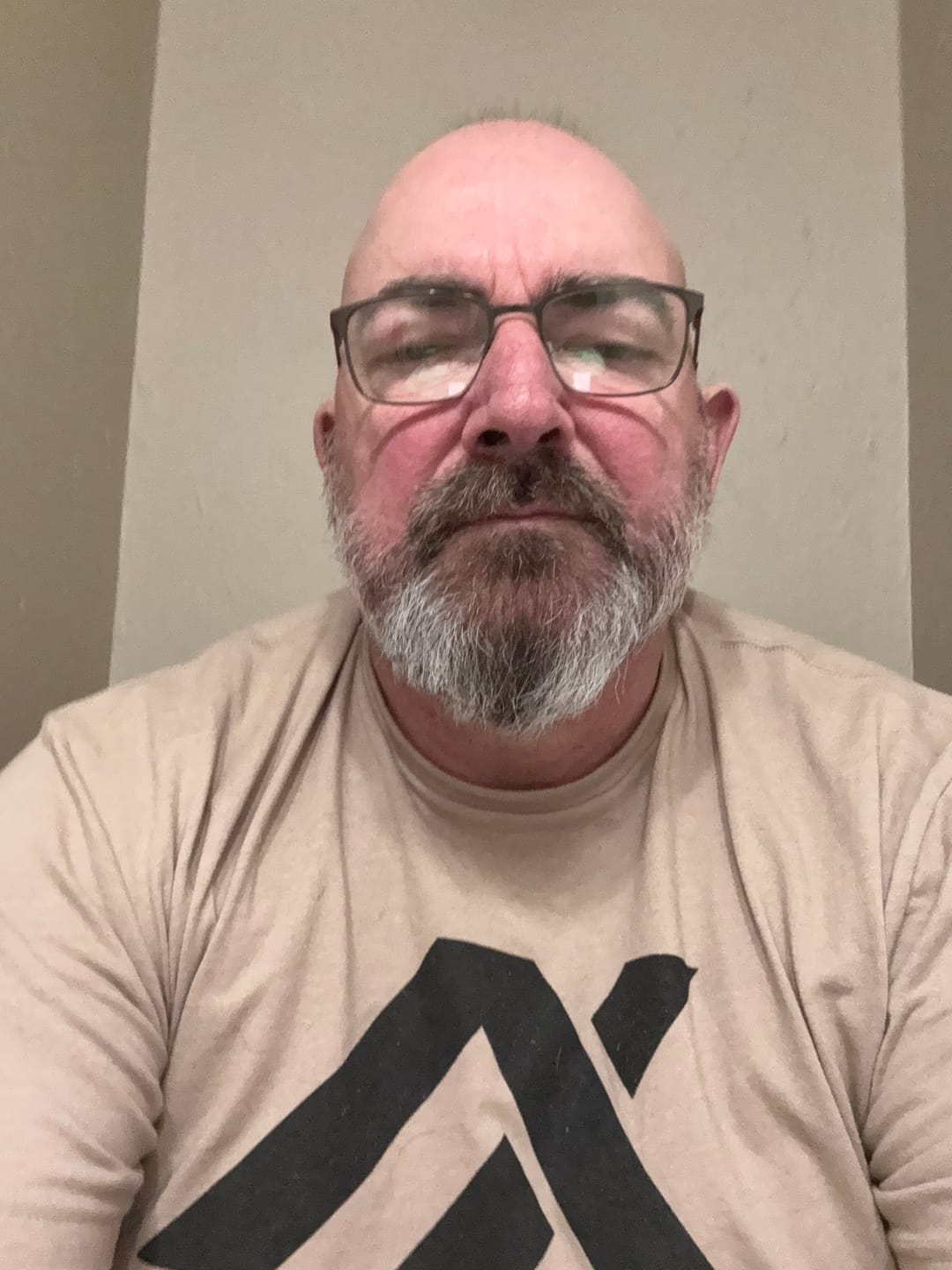 Customer photo review of AXIL LOGO T-SHIRT