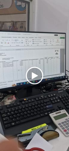 Customer video review of Monitor MSI Pro MP242L 24" - FHD 1920x1080 - 100Hz - IPS - HDMI DP - Anti-Glare - Negro 9S6-3PD5CT-004