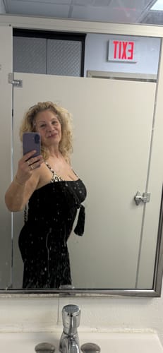 Customer photo review of Emma