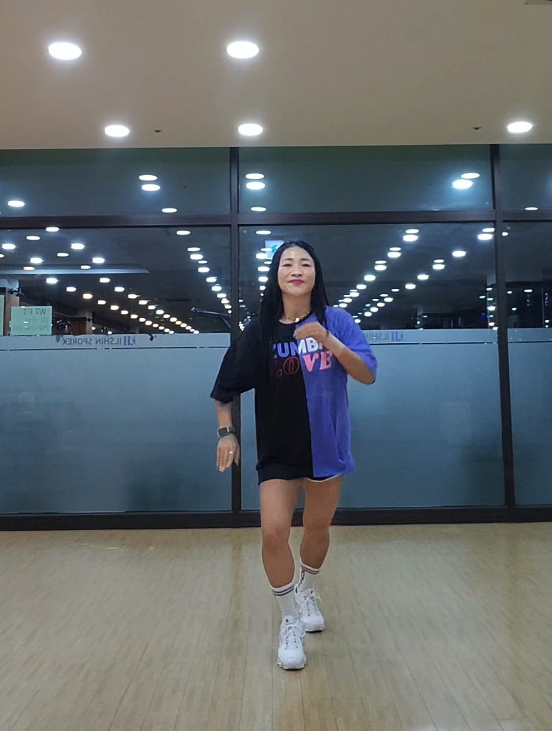 Customer photo review of Zumba Love Men's Oversized Crew Neck Tee