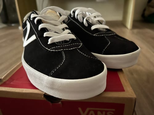 Customer photo review of Vans Sport Low Black White