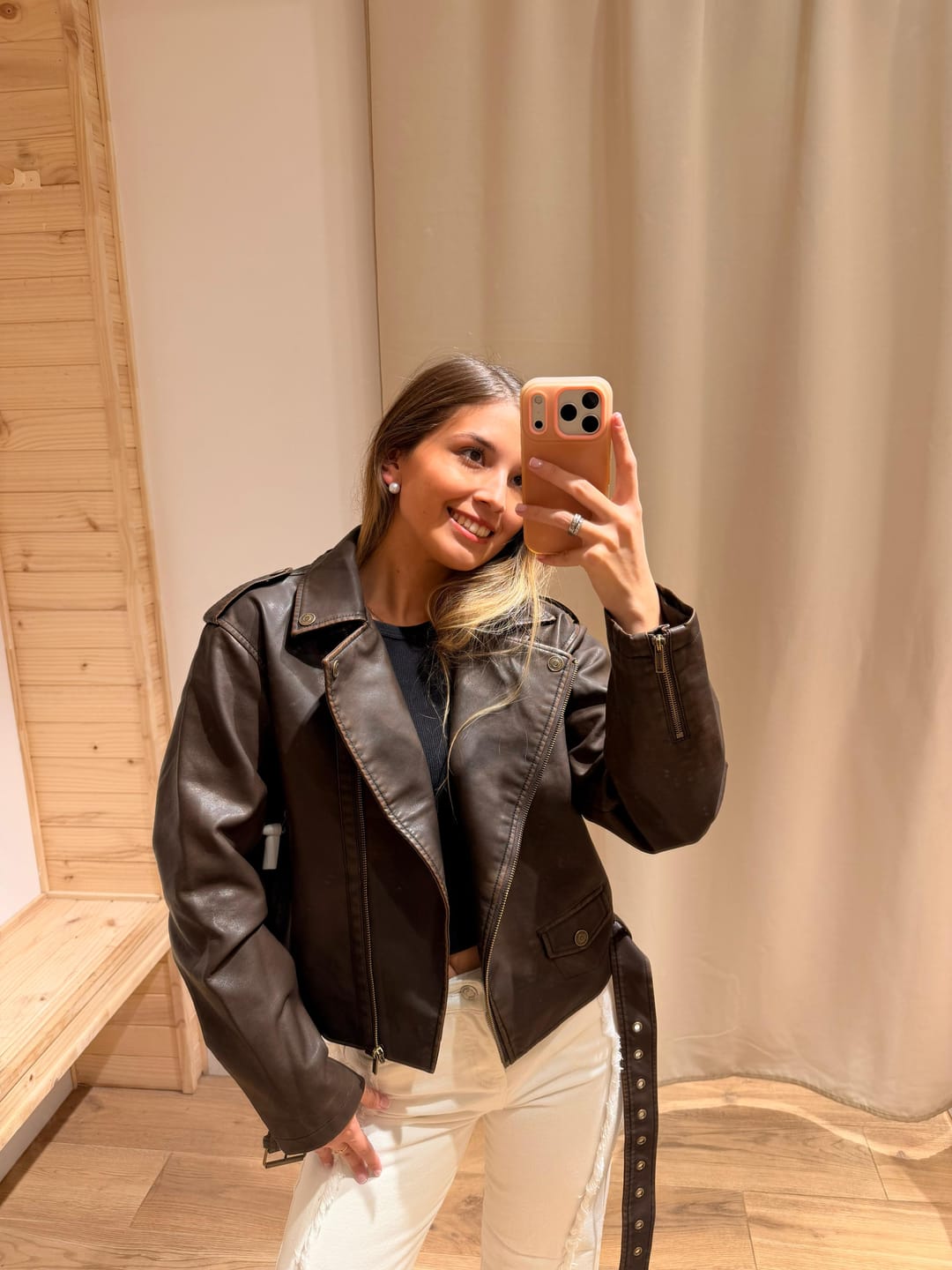 Customer photo review of Chaqueta Biker Brown