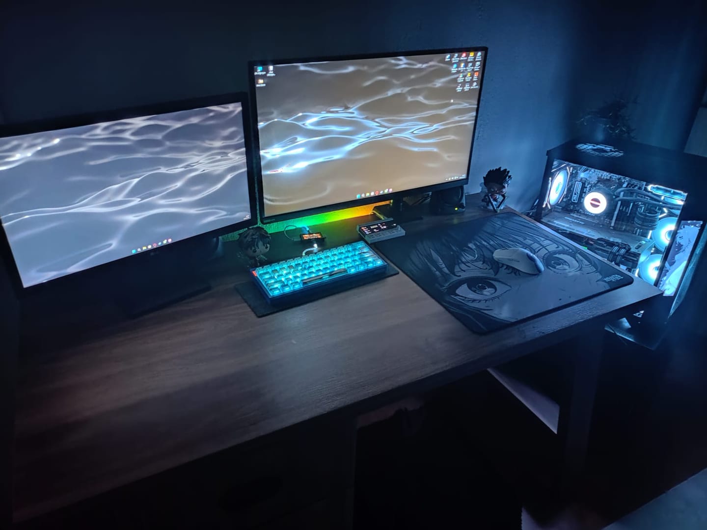 Customer photo review of Wraith Ace Series [Glimpse] Limited Edition Poron Mousepad