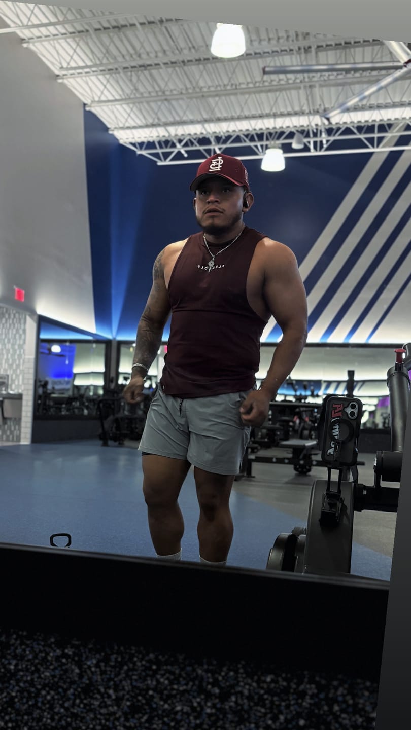 Customer photo review of Apex Cutoff Tank
