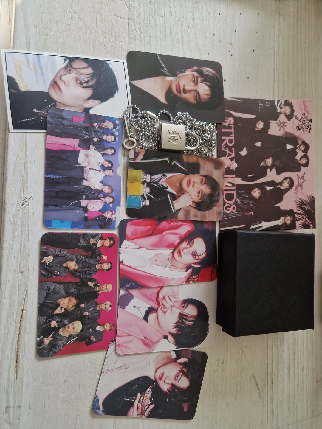 Customer photo review of SKZ Dominate: celebrATE Hyunjin Necklace