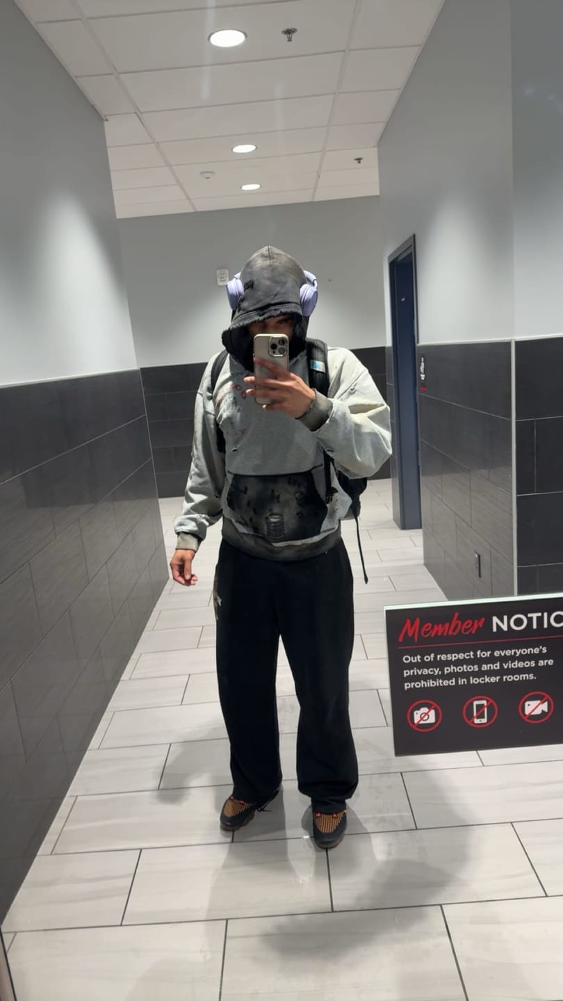 Customer photo review of 5168 - Gold's Iron Legacy Distress Hoodies