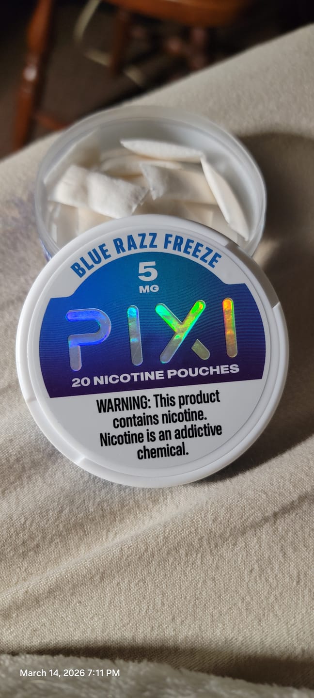 Customer photo review of PIXI Nicotine Pouches