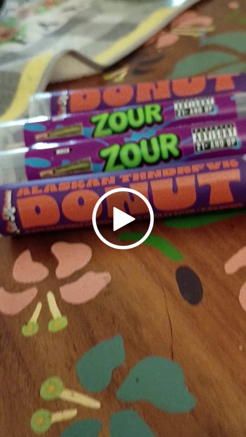 Customer video review of ALASKAN THNDRFVK DONUTS