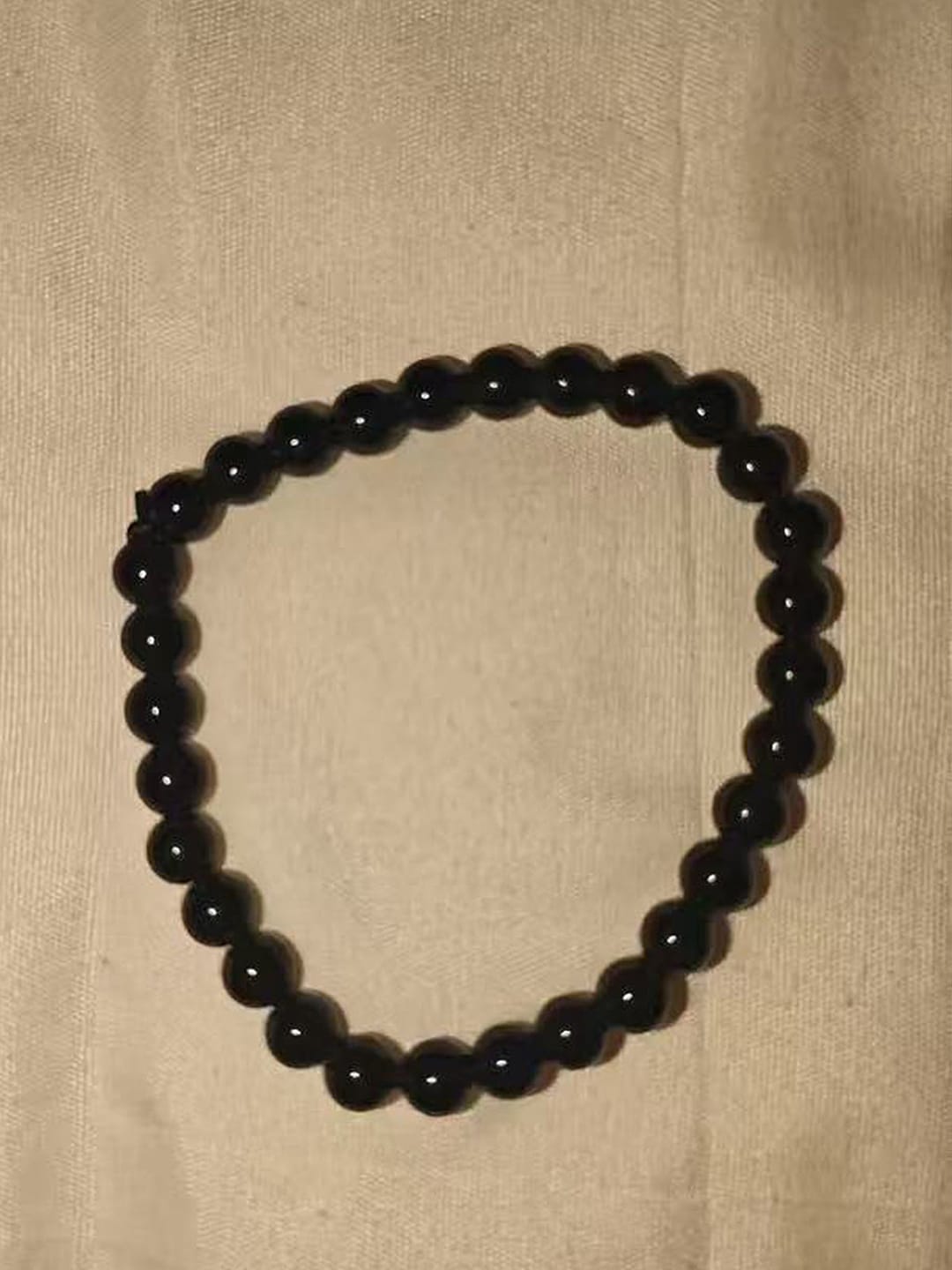 Customer photo review of ♏Scorpio Black Obsidian Bracelet – Powerful Protection & Grounding Energy(Oct 23-Nov 21）
