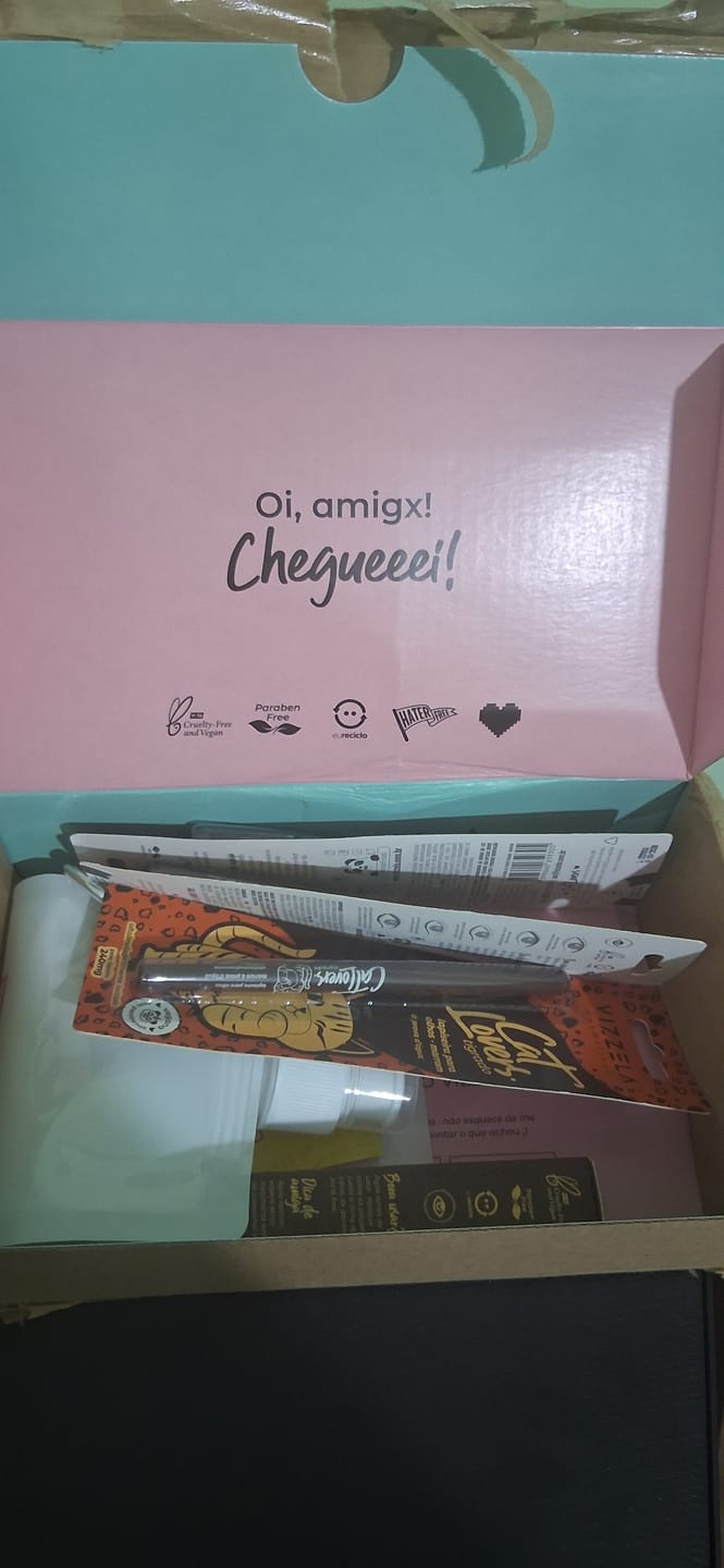 Customer photo review of Lapiseira Para Olhos Marrom – Cat Lovers – Vizzela