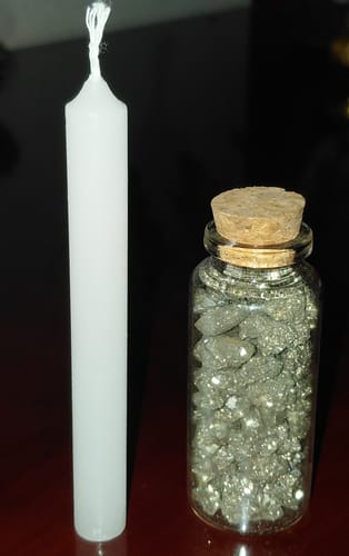 Customer photo review of Kit Ritual Abundancia || Frasco de Pirita