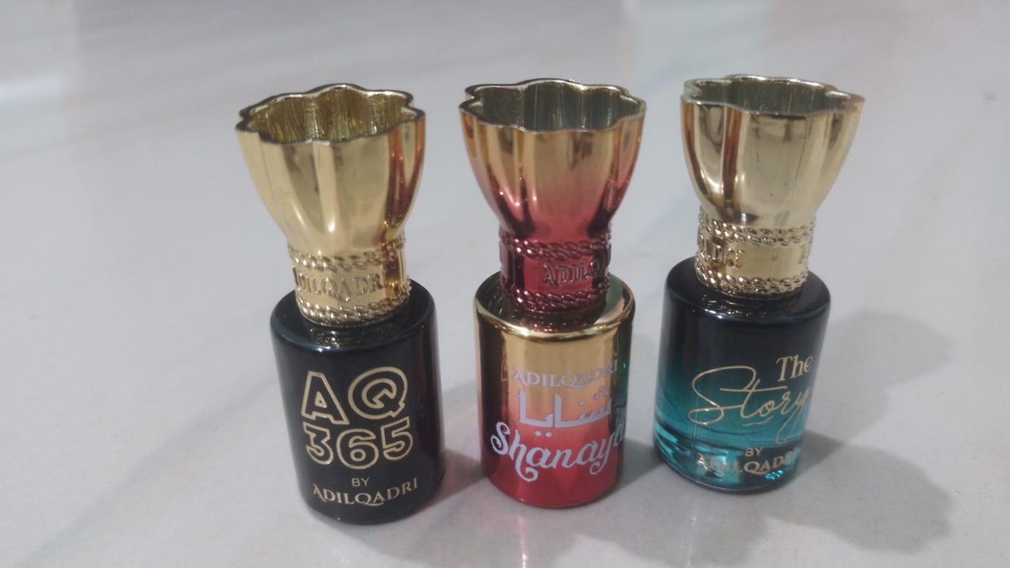 Customer photo review of AQ 365 Luxury Attar Perfume