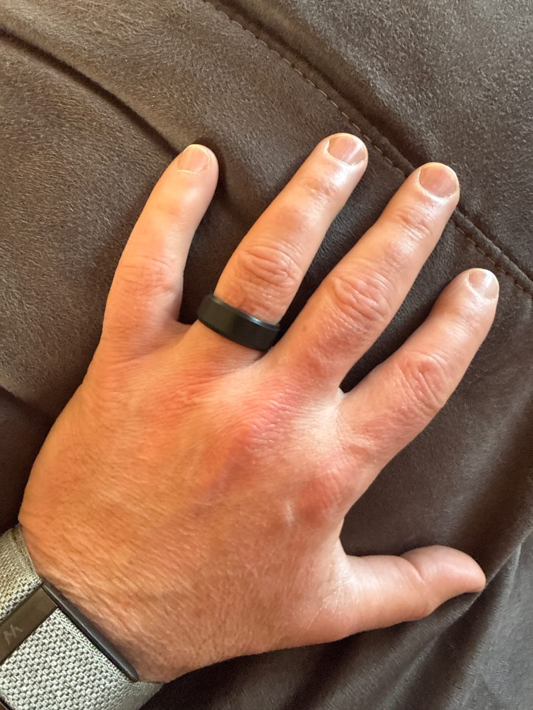 Customer photo review of Men's Tactical Silicone Rings, 9mm Wide 2.5mm Thick Rubber Wedding Bands for Him, Breathable Working Man's Performance Ring
