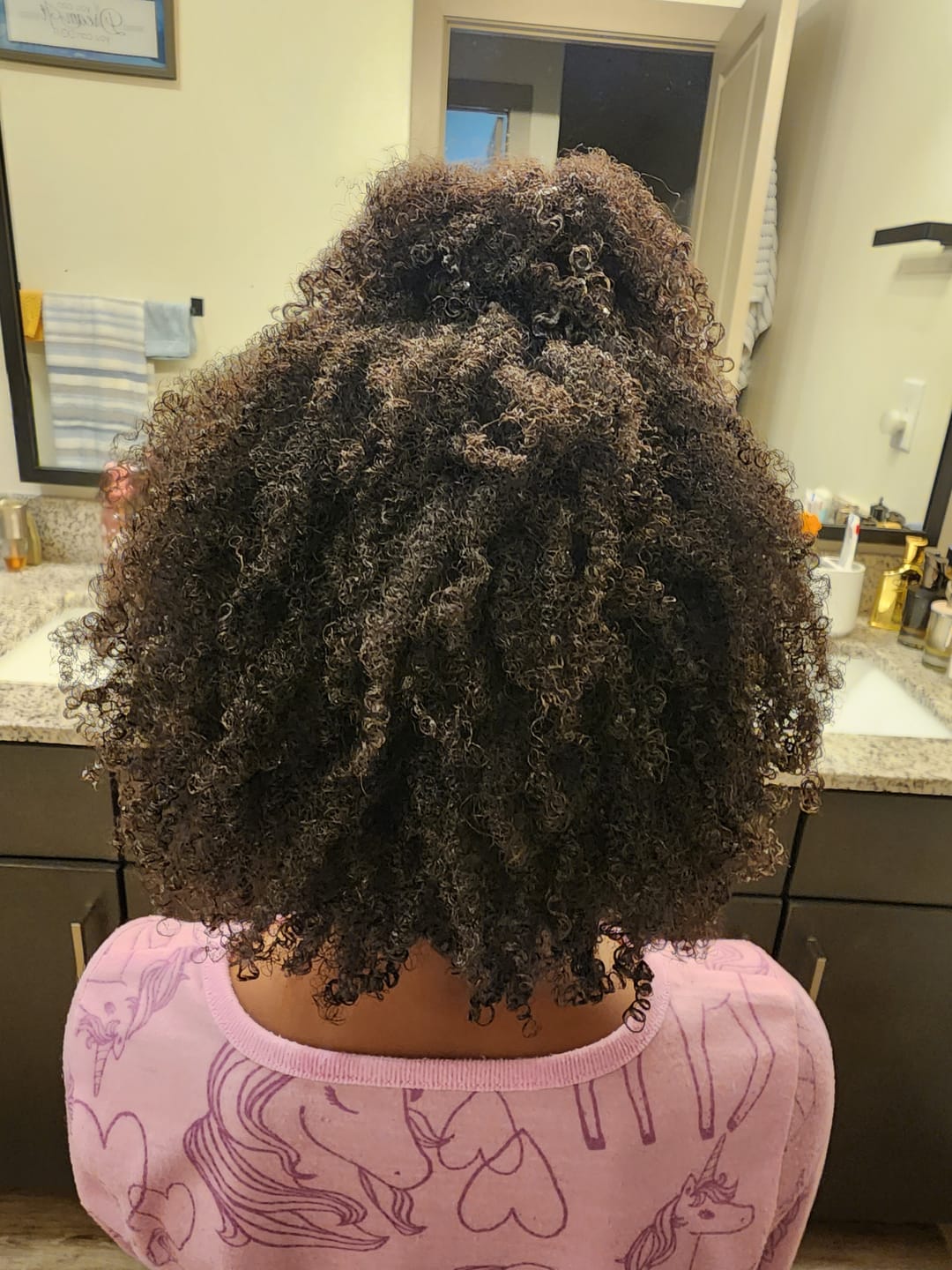 Customer photo review of Tropical Oasis Anti-Humidity Firm Hold Hair Gel