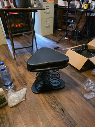 Customer photo review of Hunkerin Stool