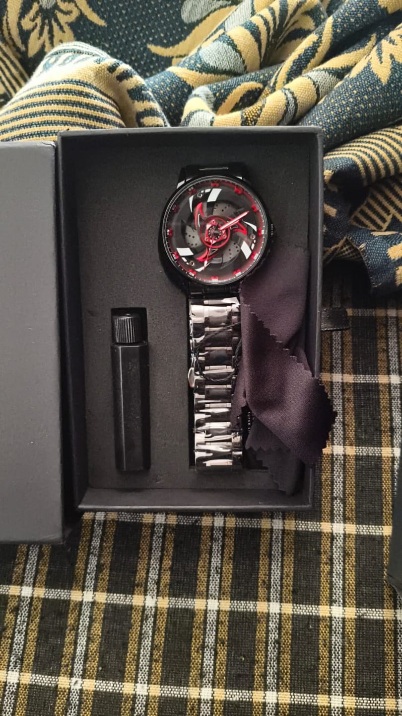 Customer photo review of Eternal Shadow – Itachi Edition