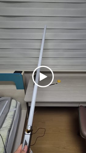 Customer video review of Snips hero sabers - Rebel edition