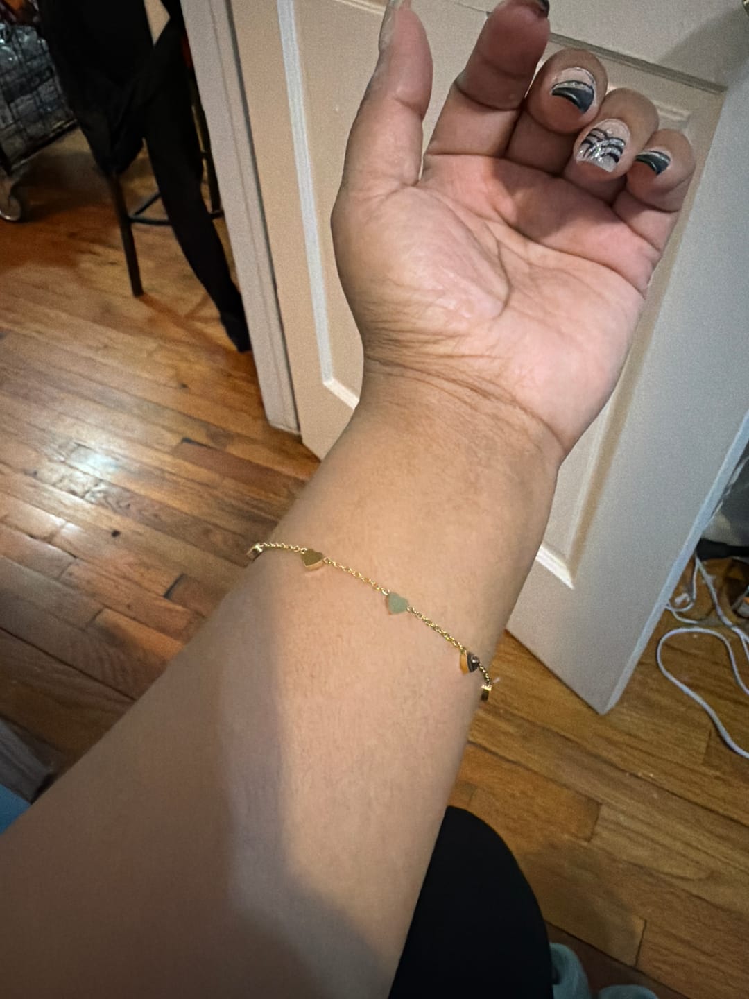 Customer photo review of Hearts Anklet