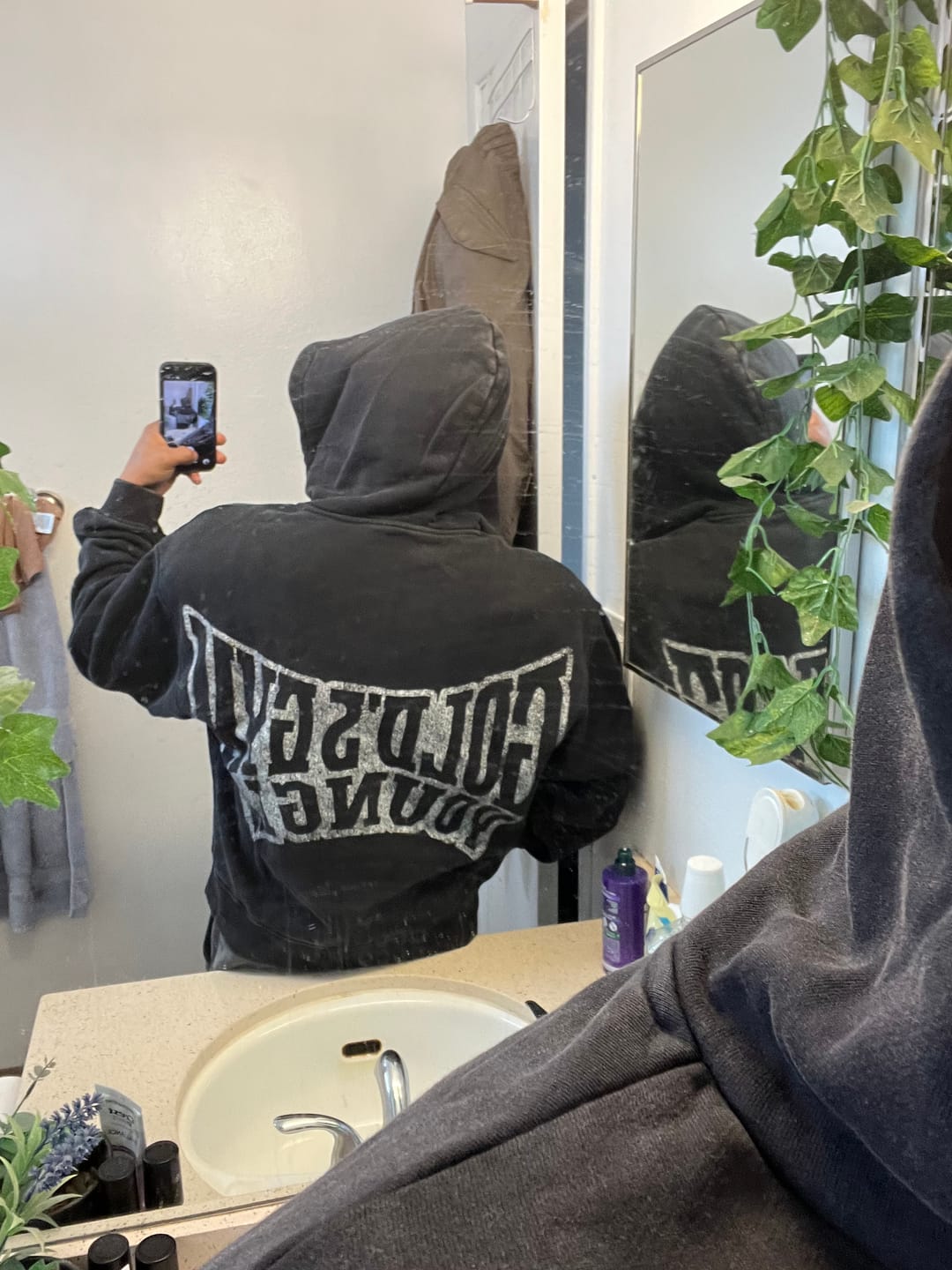 Customer photo review of 5162 - Golds Gym Throwback Zip-ups