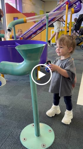 Customer video review of Love mum tee