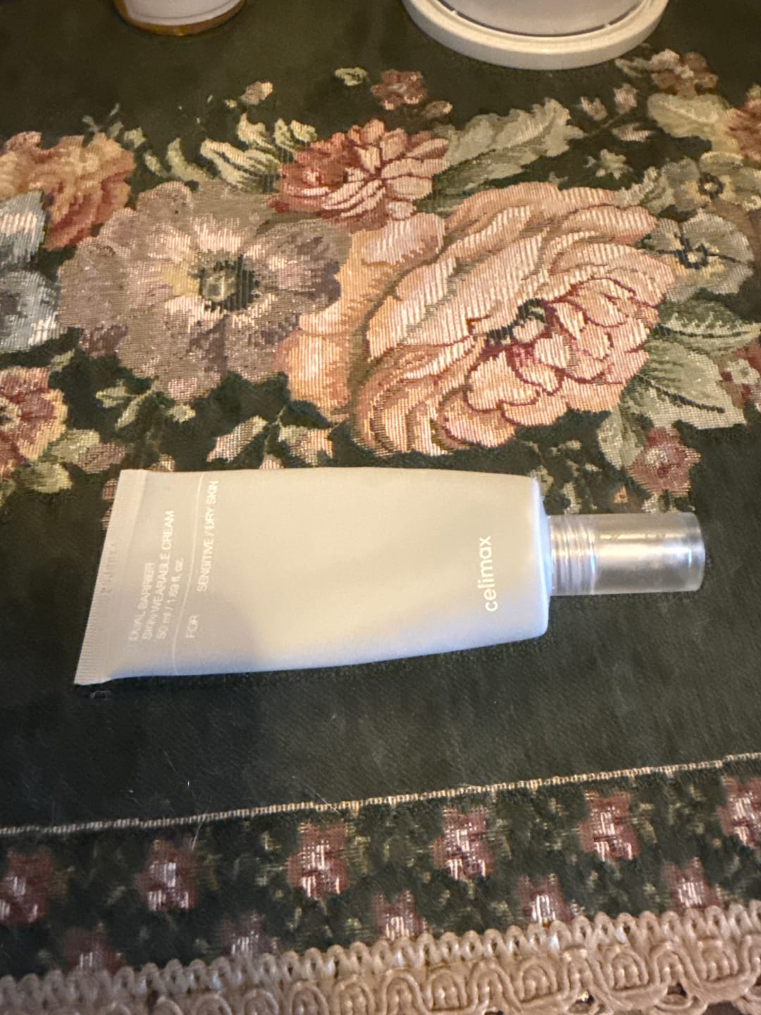 Customer photo review of Aizsargbarjeru nodrošinošs krēms ar keramīdu kompleksu Celimax Dual Barrier Skin Wearable Cream