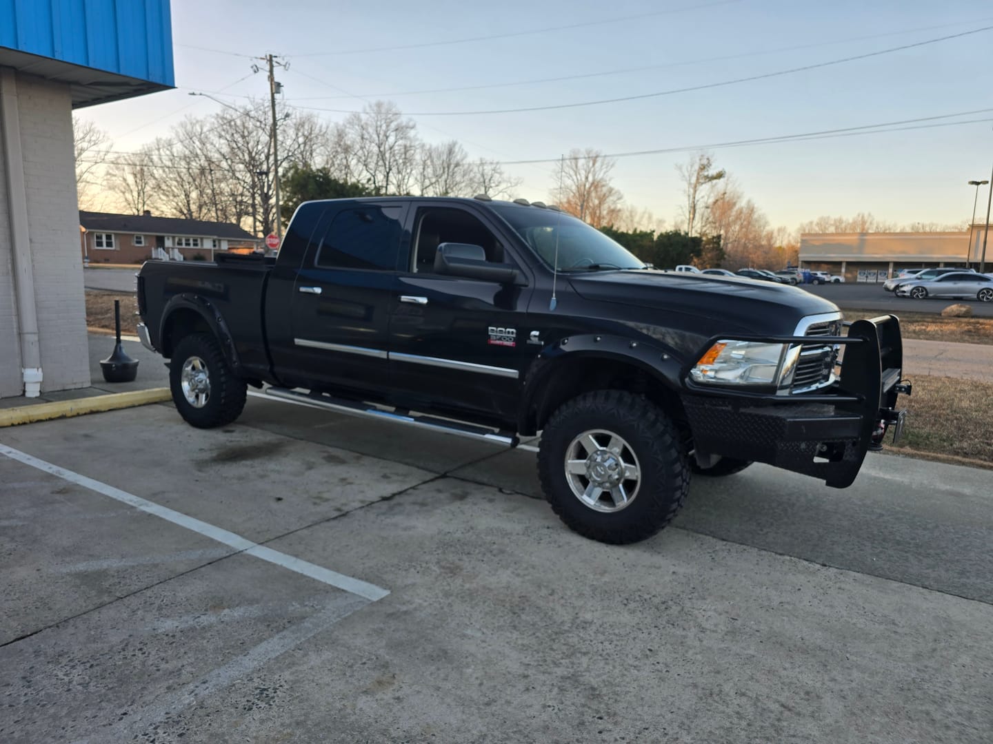 Customer photo review of 1994-2013 Dodge Ram 2500 / 3500 4x4 Leveling kit with shock tower