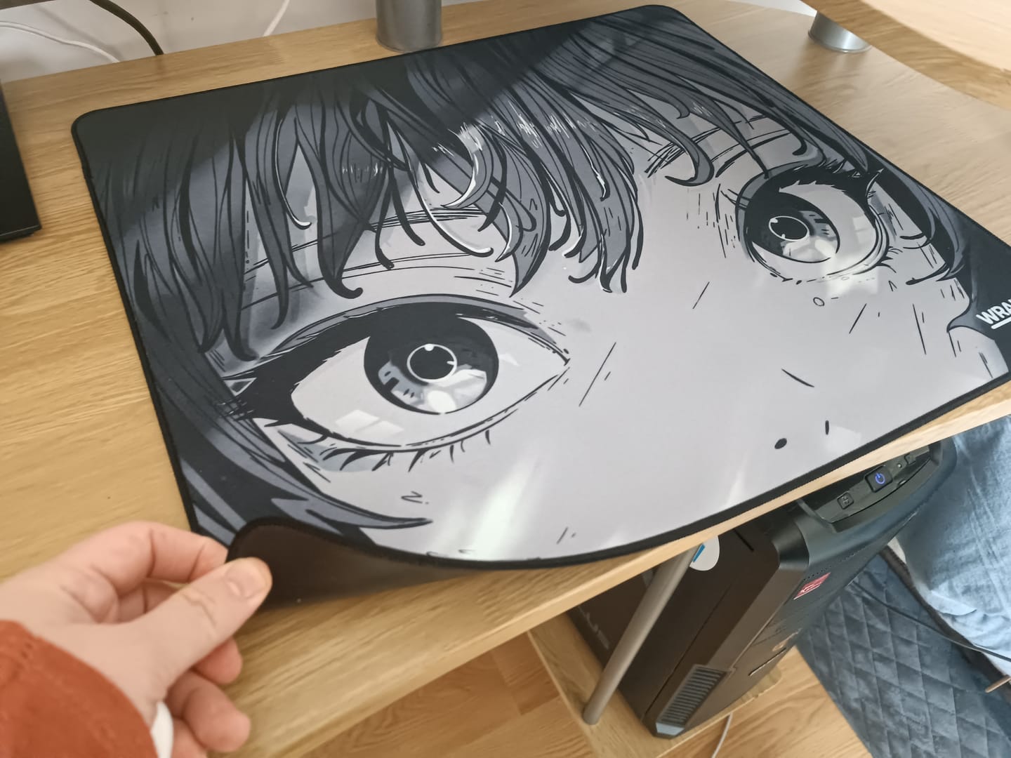 Customer photo review of Wraith Ace Series [Glimpse] Limited Edition Poron Mousepad