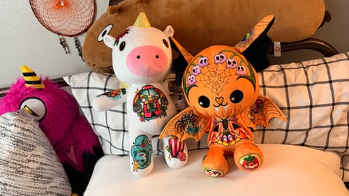 Customer photo review of Pumpkin the Bat Plushie