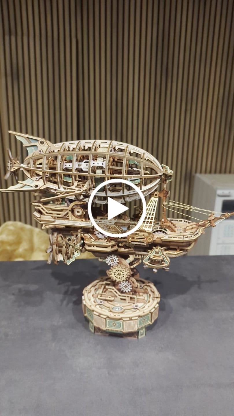 Customer video review of Vapor Trek 3D Wooden Puzzle