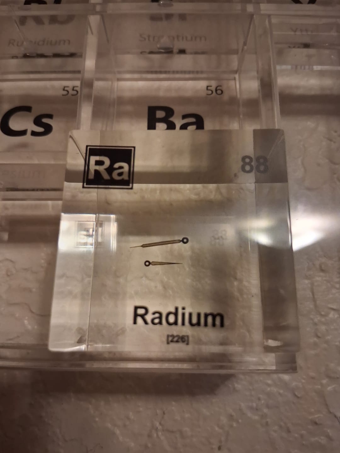 Customer photo review of Radium Element Cube