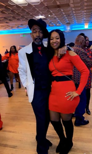 Customer photo review of Ties2you Black Red Silver Novelty TIe Polka Dot Tie Hanky Cufflink Set