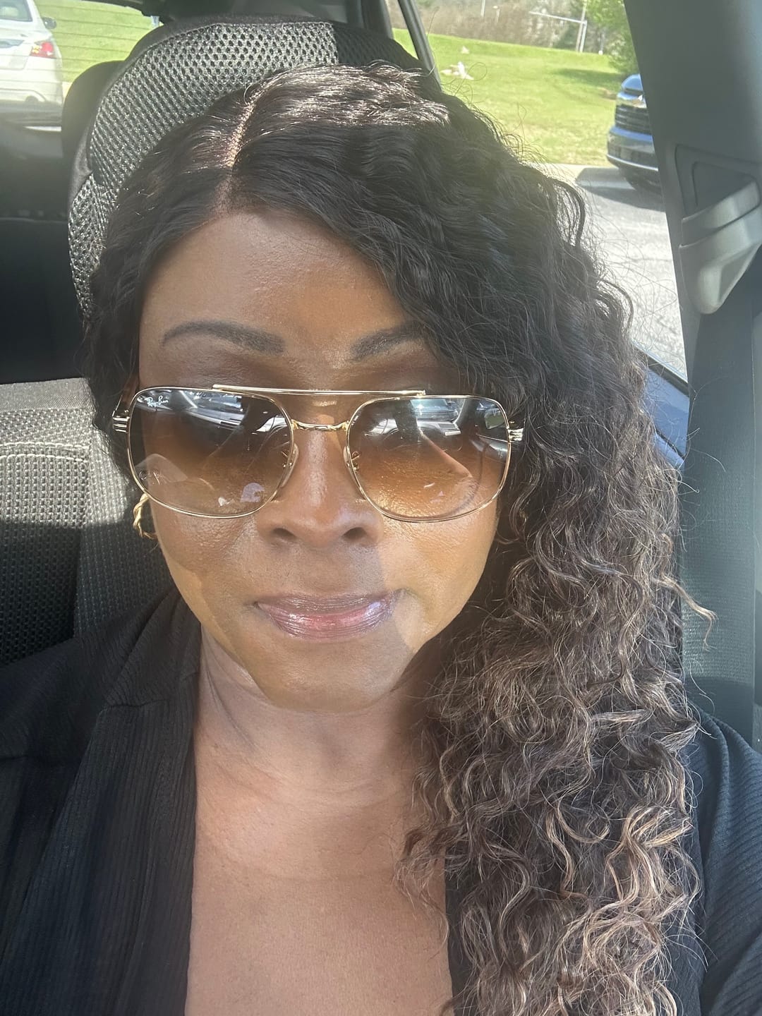 Customer photo review of Sensationnel Butta Lace HD 5" Deep Parting Lace Front Wig - BUTTA UNIT 19