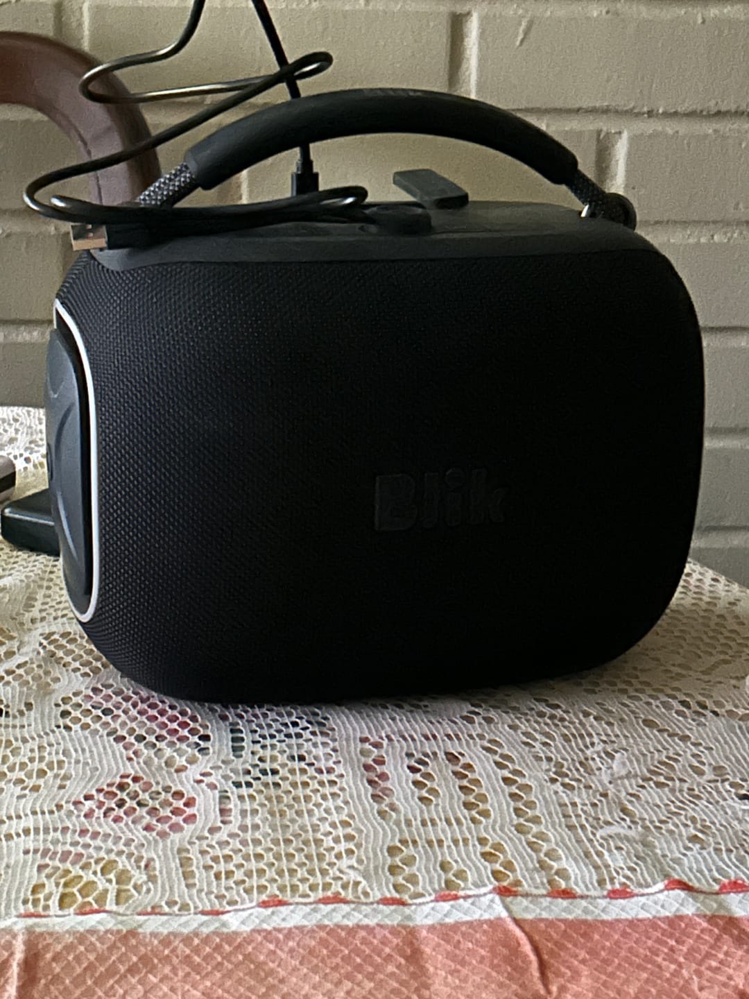 Customer photo review of Parlante Bluetooth Portátil Blik Hypebox 100W IPX5 10 Hrs