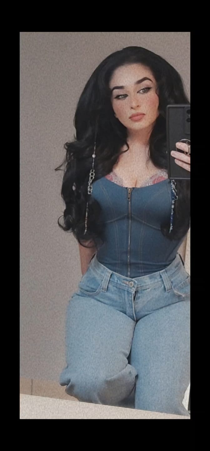 Customer photo review of Sensationnel Instant Weave Drawstring Half Wig Updo - IWD 3
