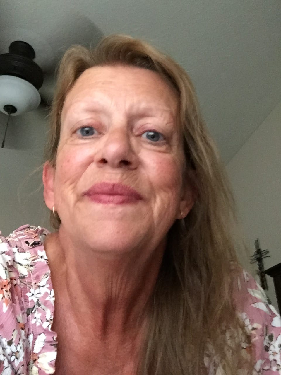 Customer photo review of Jumbo Salted Cashews