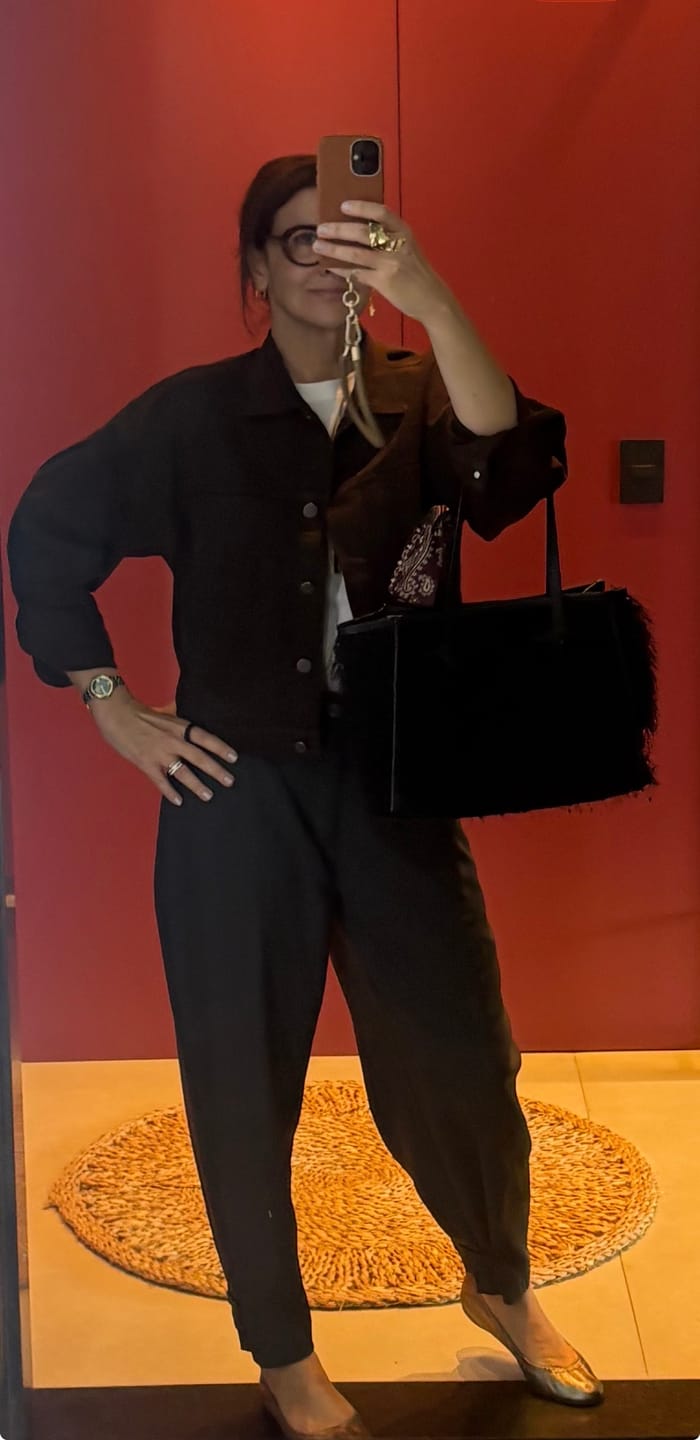 Customer photo review of Jaqueta Jeans Oversized Andiroba Marrom Escuro