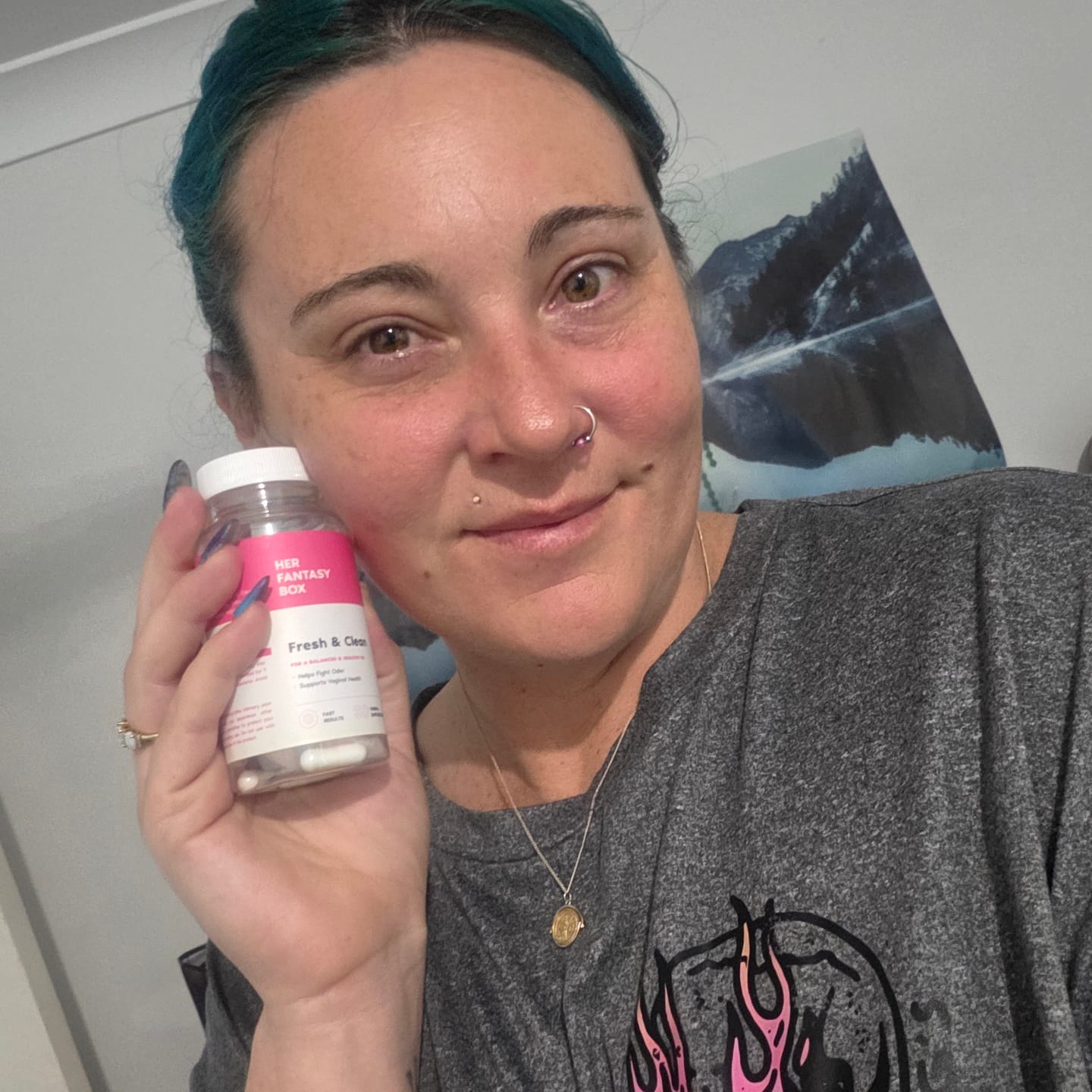 Customer photo review of Fresh & Clean pH Balancing Boric Acid Vaginal Suppository