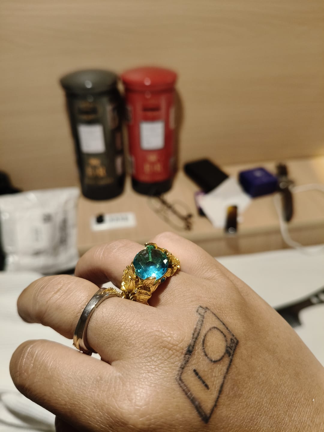 Customer photo review of FREE Today: Vintage Blue Crystal Leaf Ring