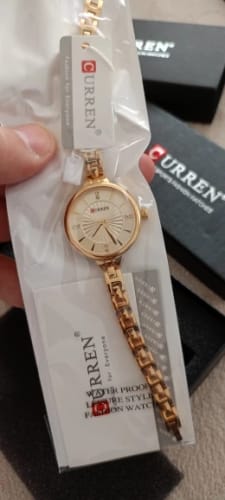 Customer photo review of CURREN Luxury Women Bracelet Quartz Watches For Women Magnetic Watch Ladies Sports Dress Wrist Watch Clock Relogio Feminino