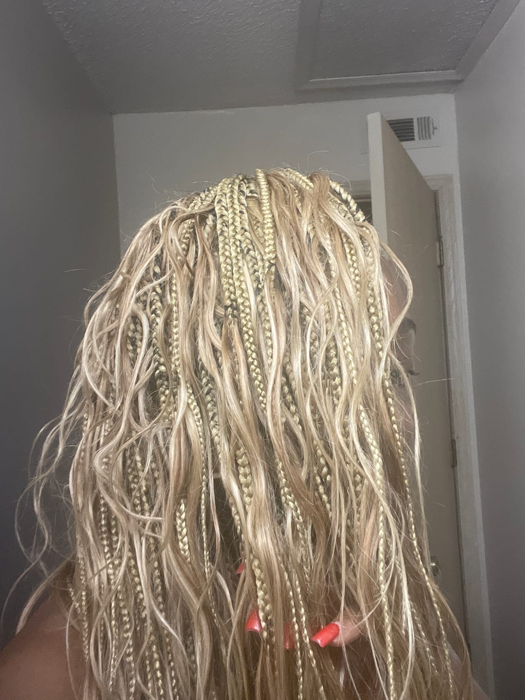 Customer photo review of #27/30/613 Mix Color Blend Body Wave Human Crochet Hair