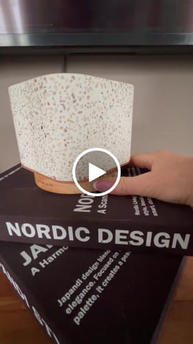 Customer video review of Living Green- Geurwolkje® Aroma Diffuser - Terrazzo Kubus - 200 ml