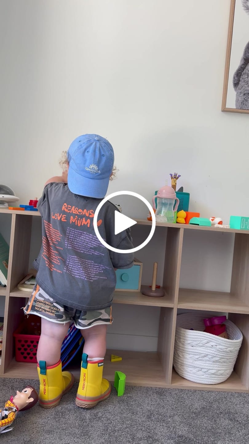 Customer video review of Love mum tee