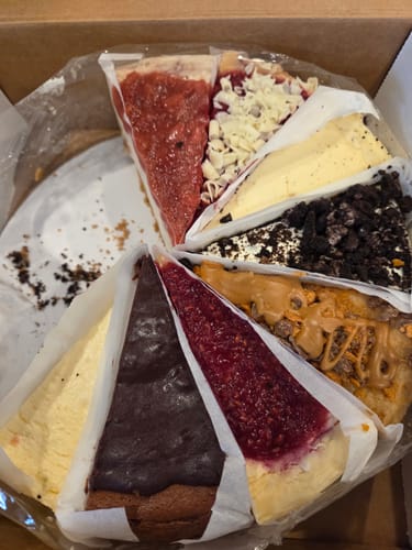 Customer photo review of Ultimate Cheesecake Sampler