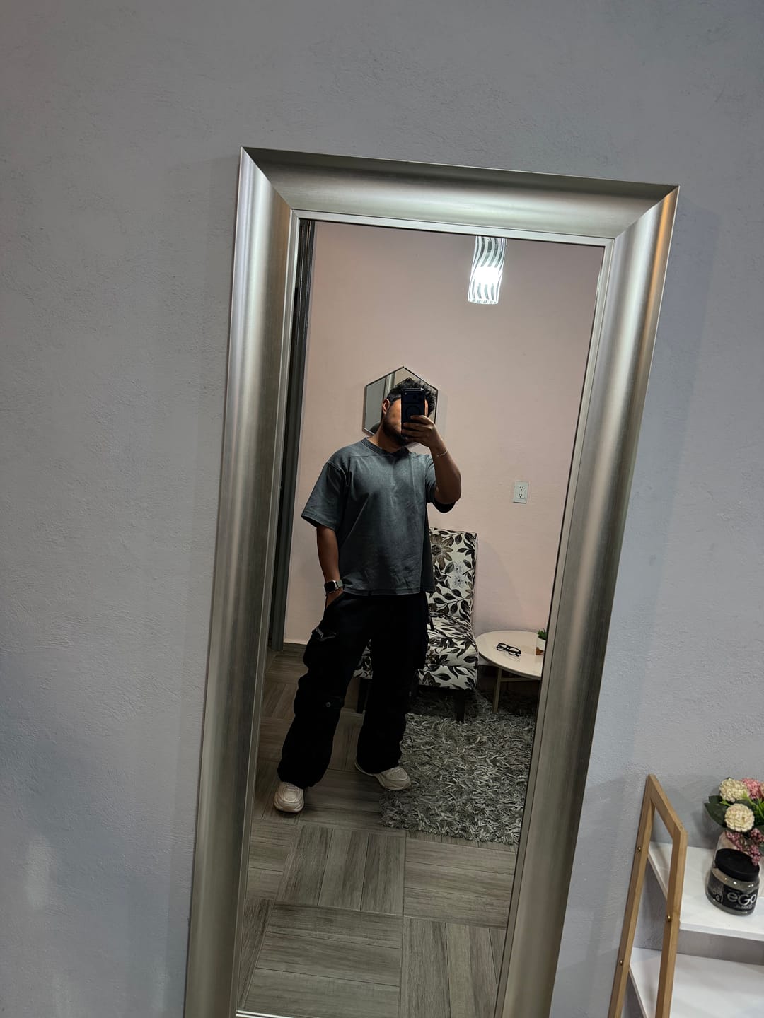 Customer photo review of 2005 - Hella Pocket Sweats